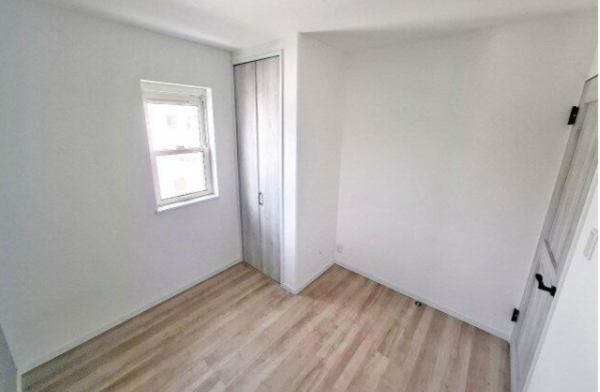 泉佐野市高松西、中古一戸建ての画像です