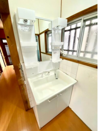泉佐野市新安松、中古一戸建ての画像です