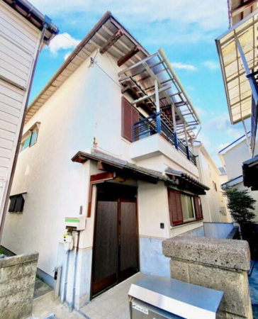 泉佐野市新安松、中古一戸建ての画像です