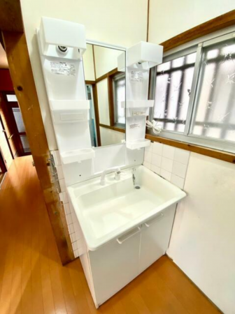泉佐野市新安松、中古一戸建ての画像です