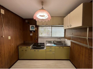 泉佐野市新安松、中古一戸建ての画像です