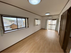 泉佐野市南中安松、中古一戸建ての画像です