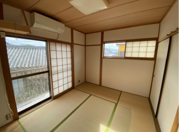 泉佐野市南中安松、中古一戸建ての画像です