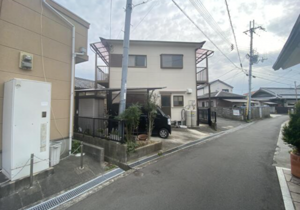 泉佐野市南中安松、中古一戸建ての画像です