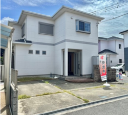 泉佐野市鶴原、中古一戸建ての画像です