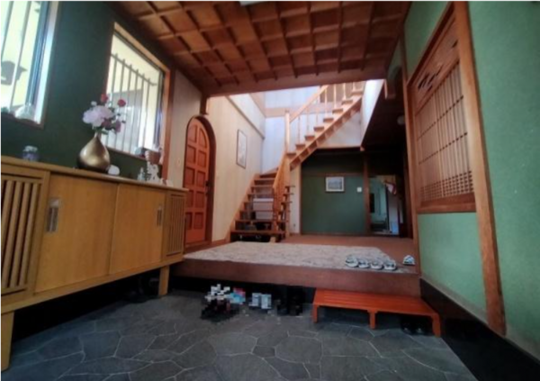 泉佐野市市場西、中古一戸建ての画像です