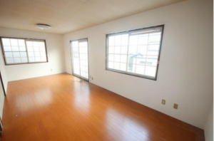 泉佐野市葵町、中古一戸建ての画像です