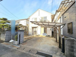 泉佐野市葵町、中古一戸建ての画像です