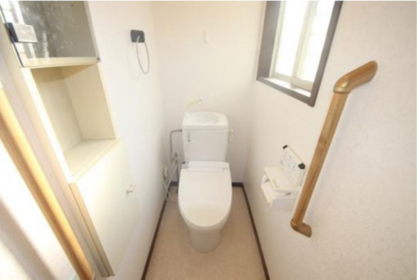 泉佐野市葵町、中古一戸建ての画像です