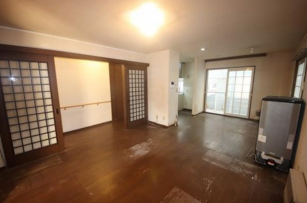 泉佐野市葵町、中古一戸建ての画像です