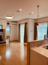 泉佐野市鶴原、中古一戸建ての画像です