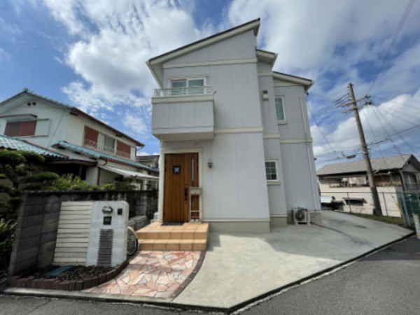 泉佐野市鶴原、中古一戸建ての画像です