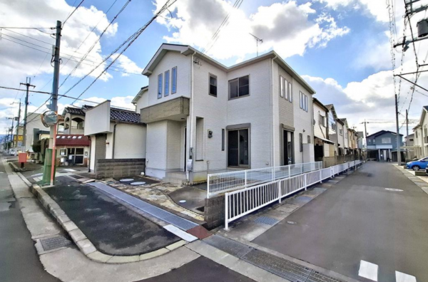 泉佐野市長滝、中古一戸建ての画像です
