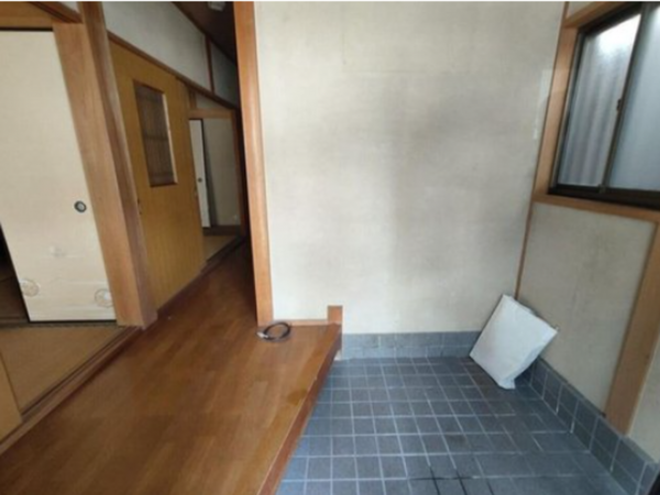 泉佐野市日根野、中古一戸建ての画像です