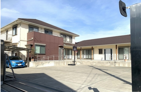 泉佐野市葵町、中古一戸建ての画像です