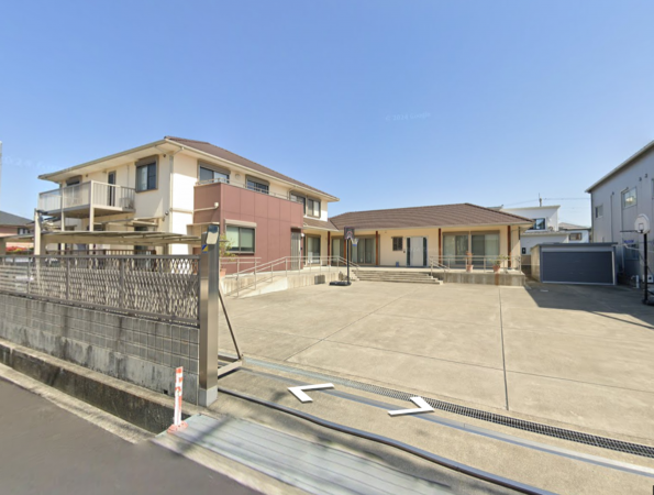 泉佐野市葵町、中古一戸建ての画像です