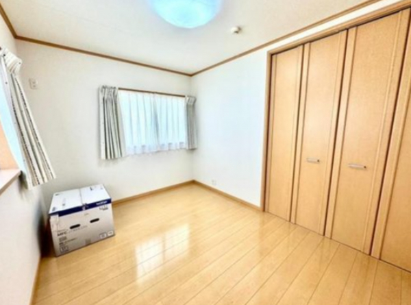 泉佐野市上町、中古一戸建ての画像です