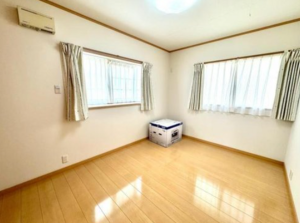泉佐野市上町、中古一戸建ての画像です