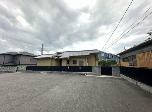 泉佐野市中庄、中古一戸建ての画像です