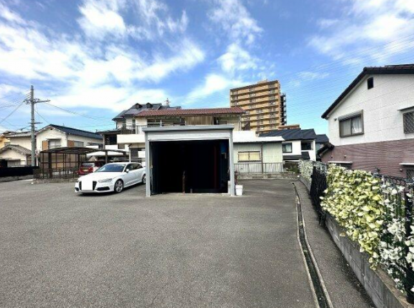 泉佐野市中庄、中古一戸建ての画像です