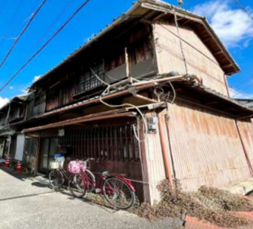 泉佐野市旭町、中古一戸建ての画像です
