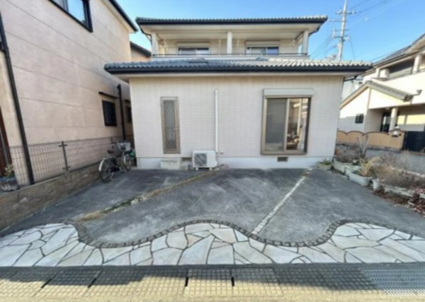 泉佐野市日根野、中古一戸建ての画像です