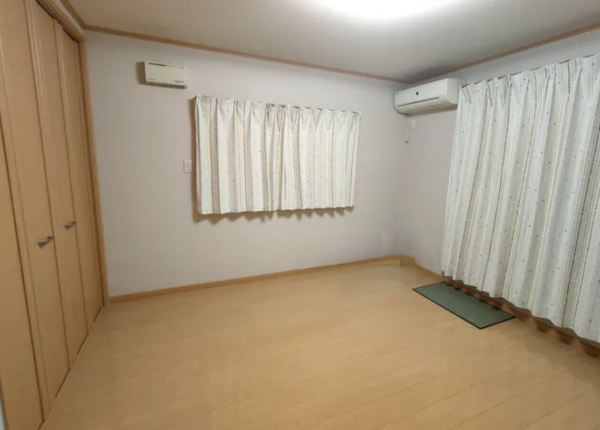 泉佐野市上町、中古一戸建ての画像です