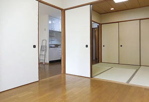 泉佐野市羽倉崎、マンションの画像です