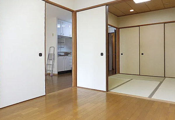 泉佐野市羽倉崎、マンションの画像です