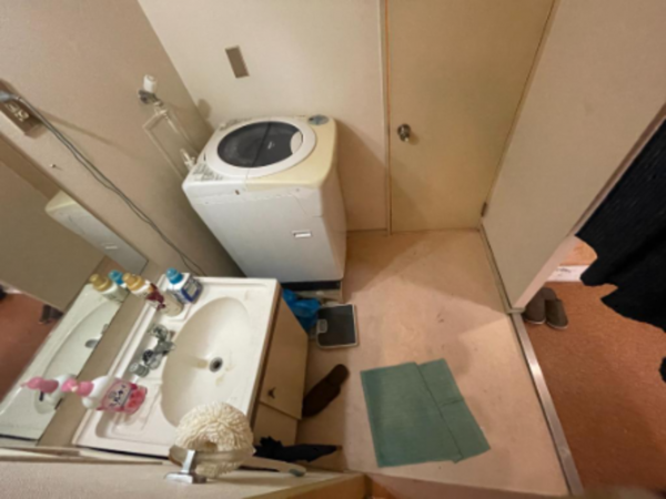 泉佐野市下瓦屋、マンションの画像です