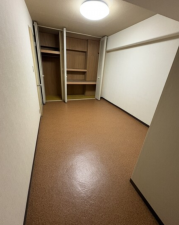 泉佐野市下瓦屋、マンションの画像です