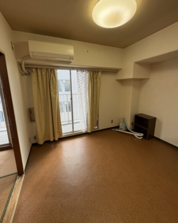 泉佐野市下瓦屋、マンションの画像です