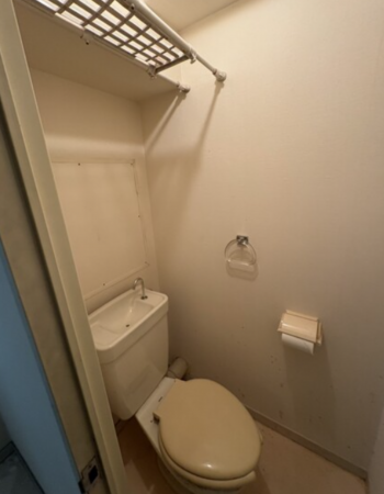 泉佐野市下瓦屋、マンションの画像です