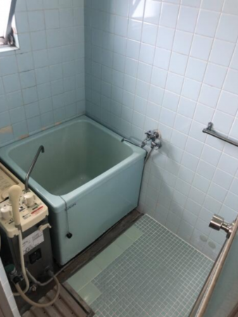 泉佐野市下瓦屋、マンションの画像です