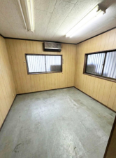 泉佐野市上之郷、収益物件/倉庫の画像です