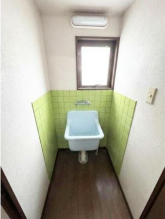 泉佐野市上之郷、収益物件/倉庫の画像です