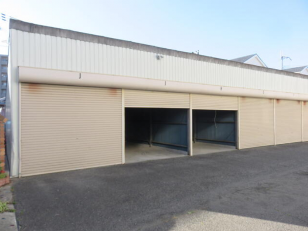 泉佐野市下瓦屋、収益物件/店舗事務所の画像です