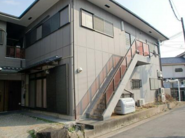 泉佐野市笠松、収益物件/旅館の画像です