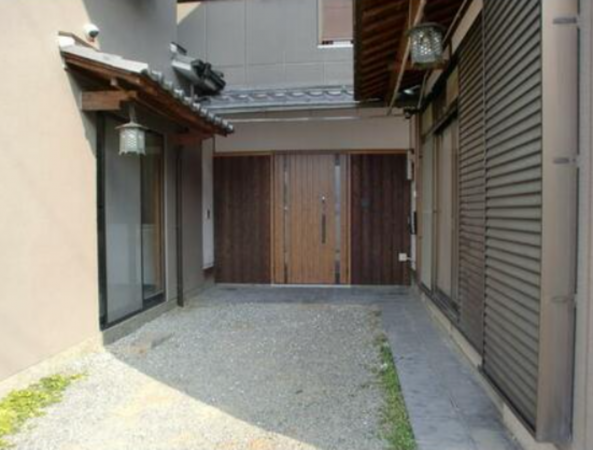泉佐野市笠松、収益物件/旅館の画像です