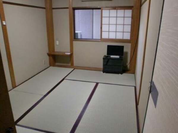 泉佐野市笠松、収益物件/旅館の画像です