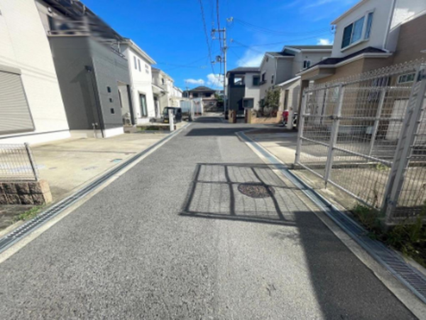 泉南郡熊取町朝代西、中古一戸建ての画像です