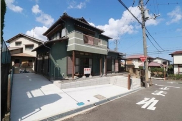 泉南郡熊取町朝代東、中古一戸建ての画像です