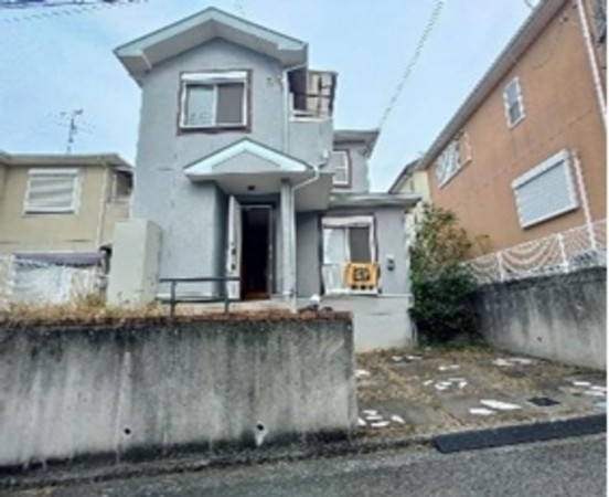 泉南郡熊取町朝代西、中古一戸建ての画像です