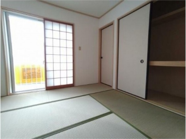 泉南郡熊取町朝代西、中古一戸建ての画像です