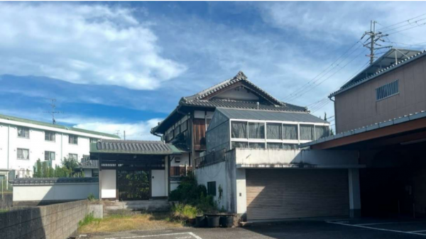泉南郡熊取町朝代西、中古一戸建ての画像です