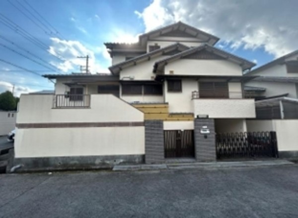 泉南郡熊取町山の手台、中古一戸建ての画像です