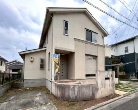 泉南郡熊取町つばさが丘北、中古一戸建ての画像です
