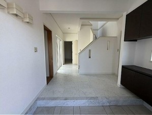 泉南郡熊取町つばさが丘西、中古一戸建ての画像です