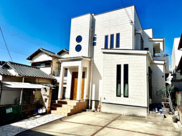 泉南郡熊取町大久保北、中古一戸建ての画像です