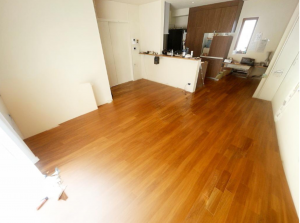 泉南郡熊取町若葉、中古一戸建ての画像です